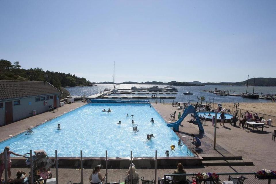 Barnevennlig Feriehus Ved Sjoen Kristiansand Exterior photo